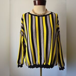 VICOLO ITALY Striped Yellow, grey and Black Knit Top. Size Large